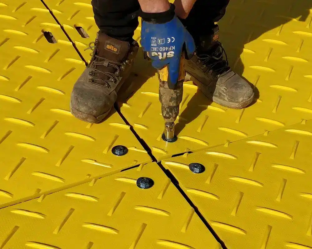 Elite GSS VisTrak Heavy Duty Access Mats High visibility matting