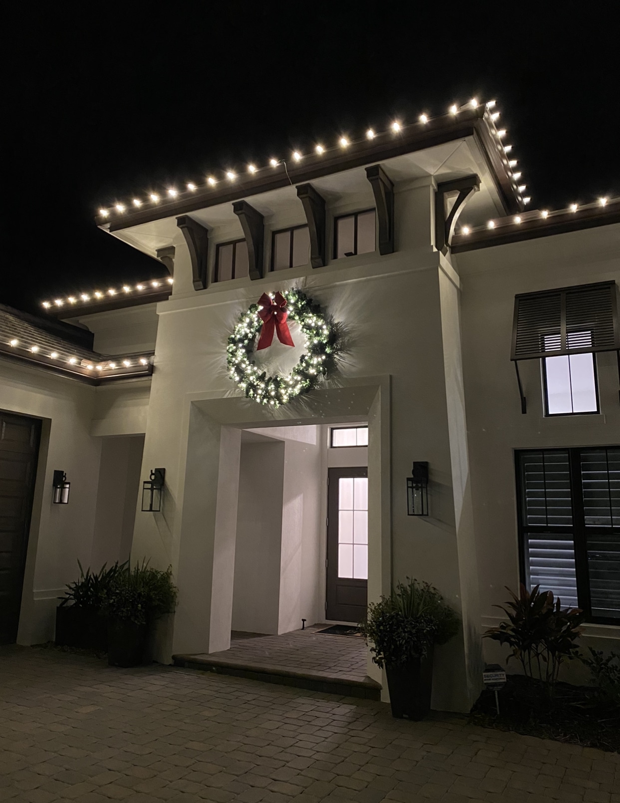 Discover Elite Christmas Lighting for Your Holiday Needs Florida