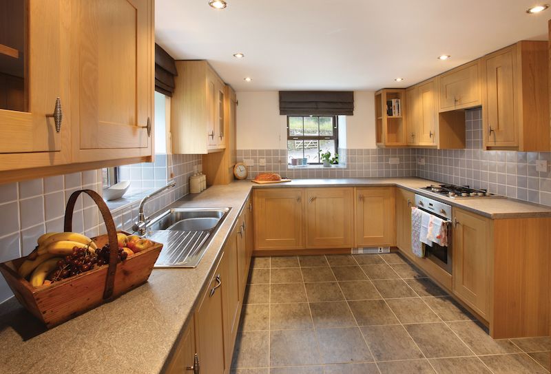 Damson & Orchard Spacious Holiday Barn in Cheshire