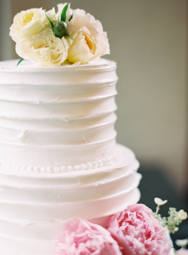 Combed Icing on Wedding Cake Elizabeth Anne Designs The Wedding Blog