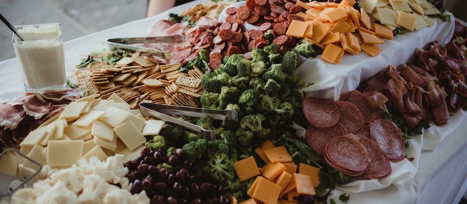 Dining Elkview Country Club