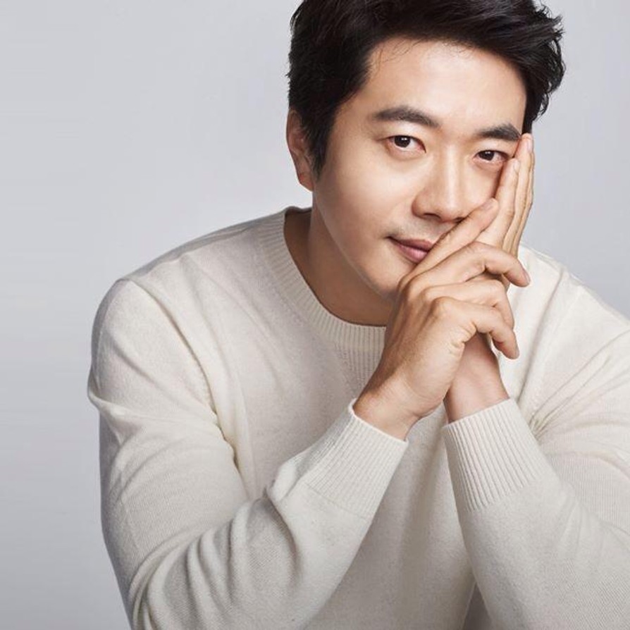Kwon Sangwoo Đích đến cho một cuộc đời viên mãn ELLE Man