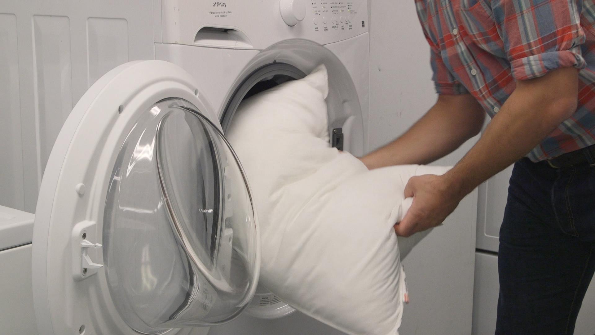 How to Wash Feather Pillows in a Washing Machine in 2020 The Ellen