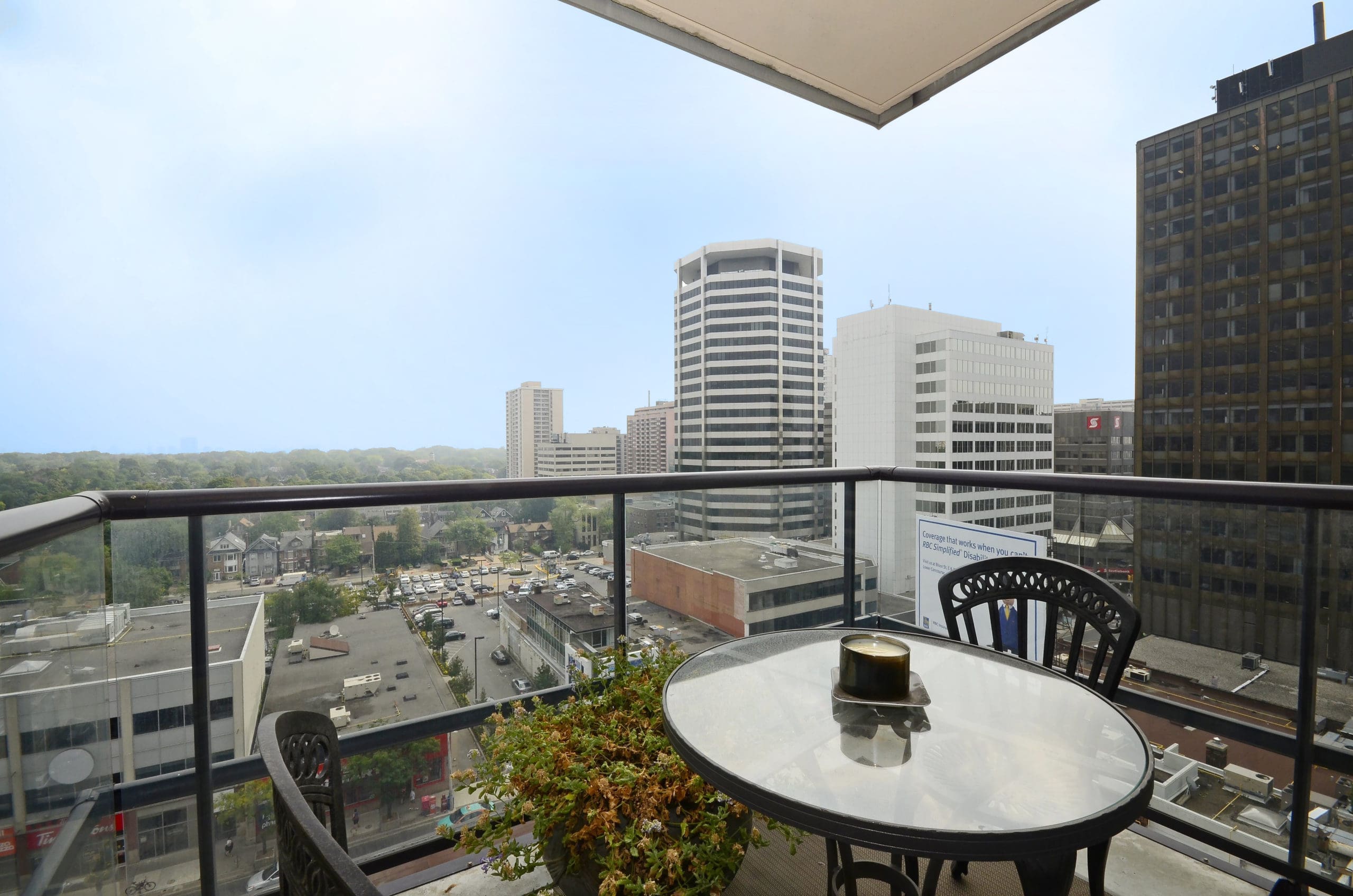 10 Delisle Avenue 1003 Elli Davis, Toronto Real Estate Agent