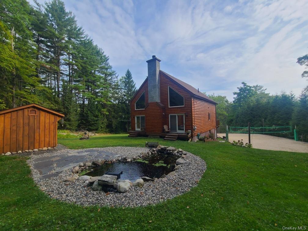 1408 2 Bedroom Log Home Elliott & Pomeroy Real Estate