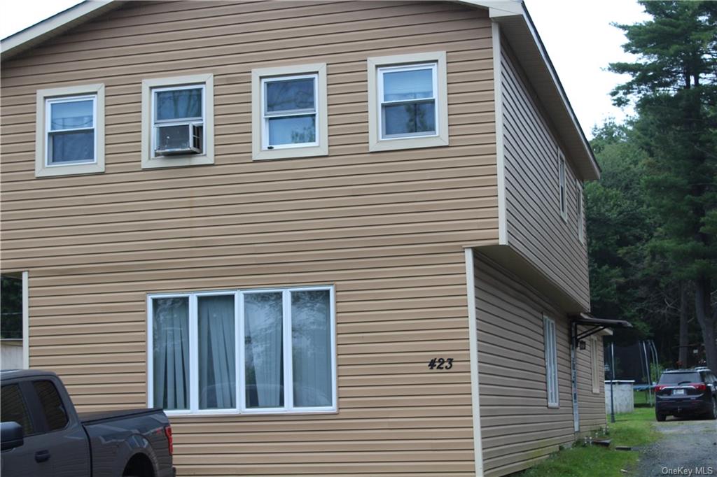 1419 10 Unit Property Elliott & Pomeroy Real Estate