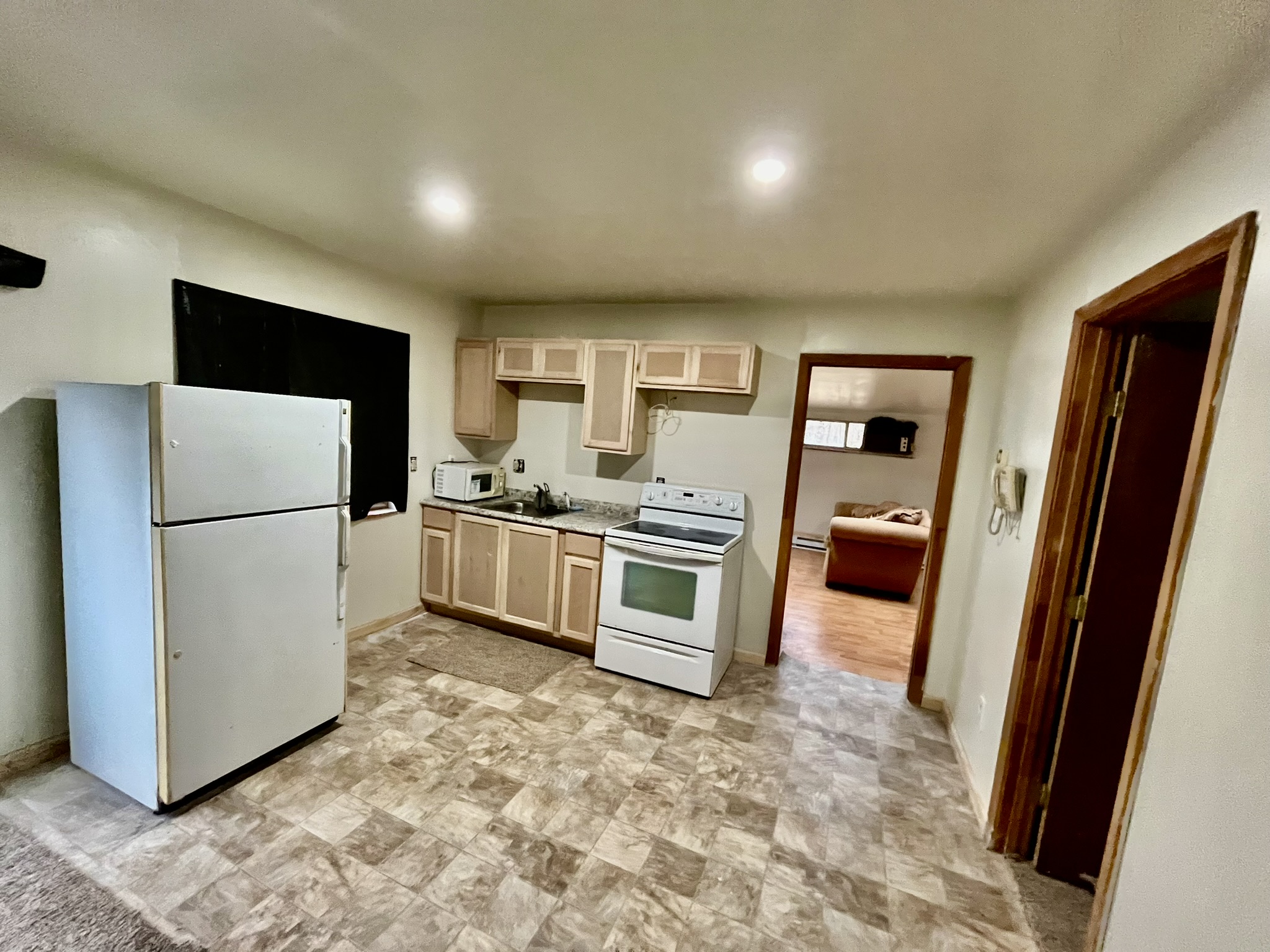 1411 2 Bedroom Cabin on 1.95 Acres Elliott & Pomeroy Real Estate