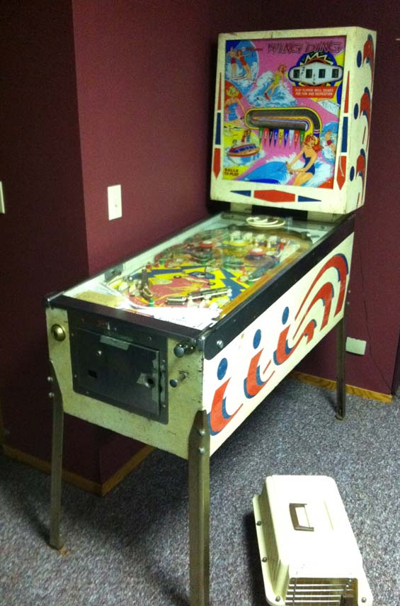 FS 1964 William's Wing Dings Pinball Machine Coinop Videogame