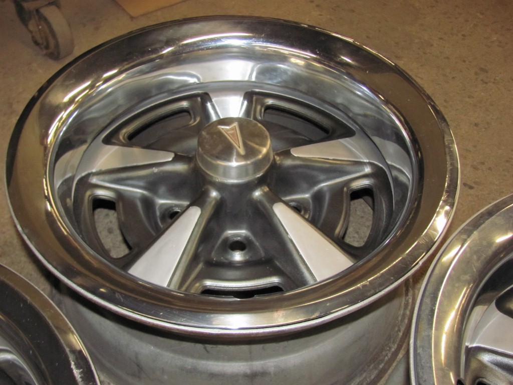 Pontiac 15X7 Rally II Wheels + Trim Rims Set of 4 eBay