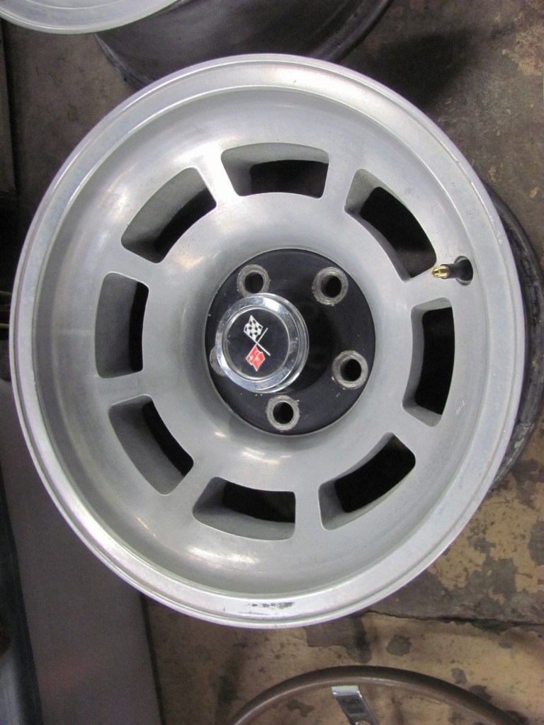 Original 1976 77 78 79 Corvette Aluminum Alloy Wheels Set of 4 76 eBay