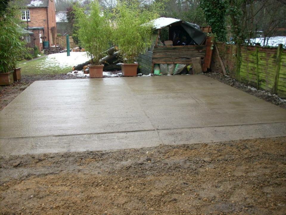 GARDEN CONSTRUCTION SERVICES Elm Fencing