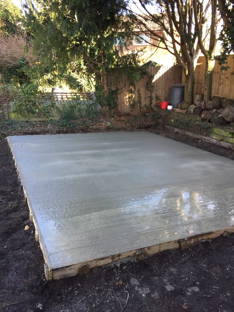 GARDEN CONSTRUCTION SERVICES Elm Fencing