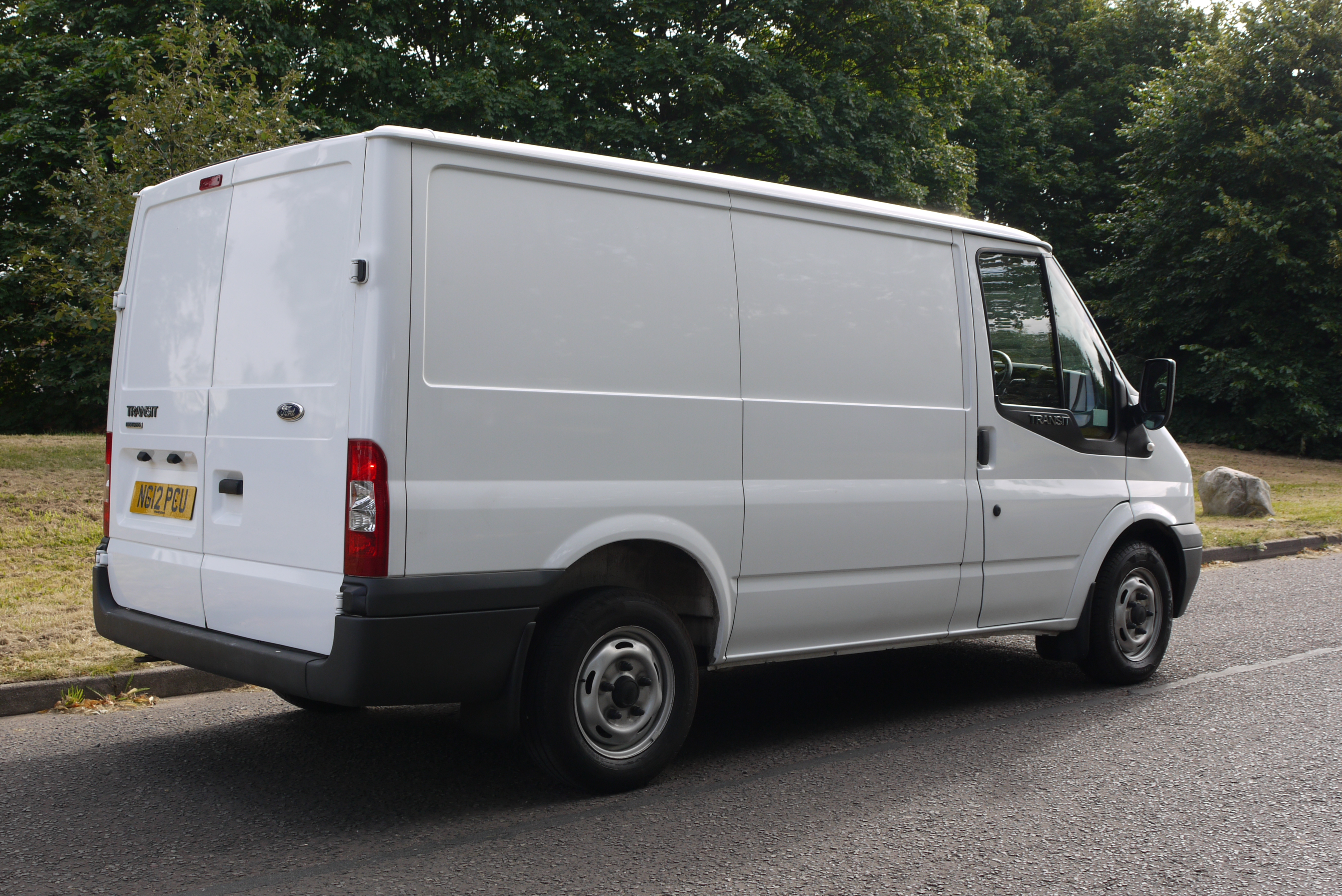 SWB panel van 3_large Elmport Van Rentals