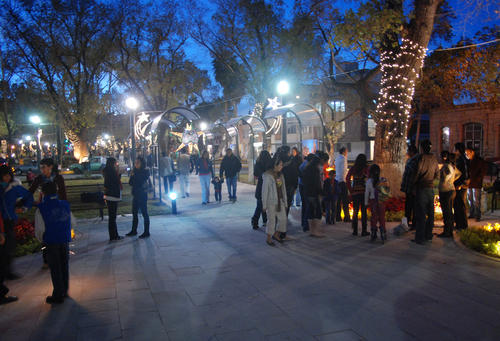 Paseo de Las Alamedas recibe a los duranguenses