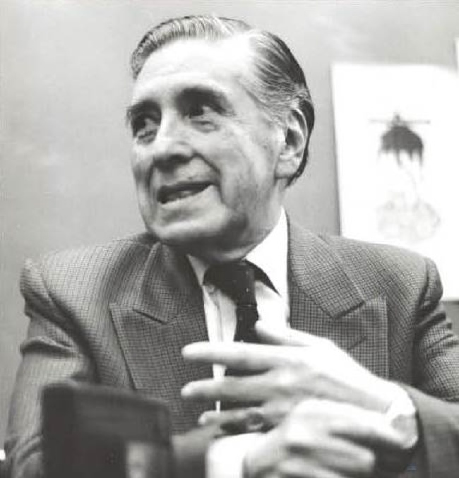 Carlos Solórzano, el renovador del teatro mexicano, El Siglo de Torreón