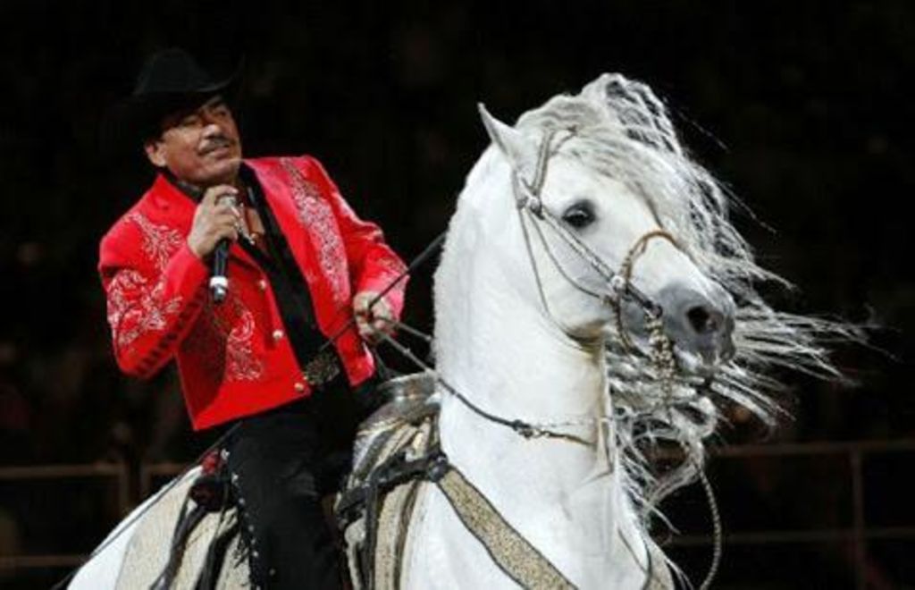 Caballo de Joan Sebastian murió días antes que él