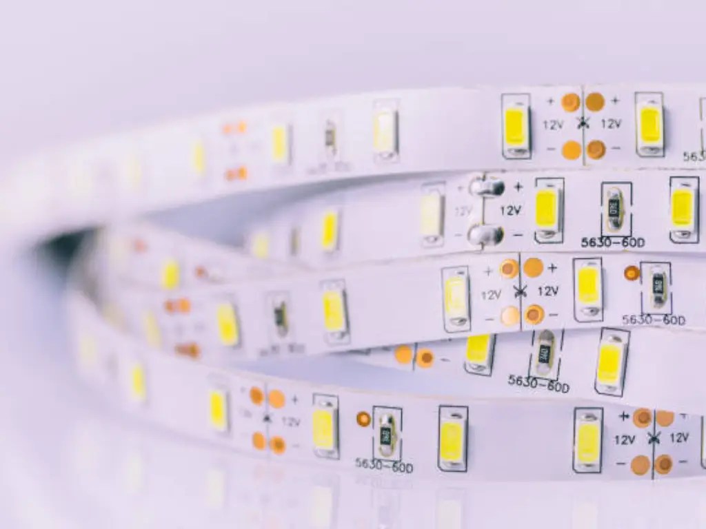 10 Kitchen LED Strip Lighting Ideas to Transform Yours Elstar