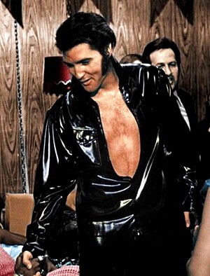 Elvis Week 2010 - Rare ELVIS Photographs - An EIN Special (300 x 394 Pixel)