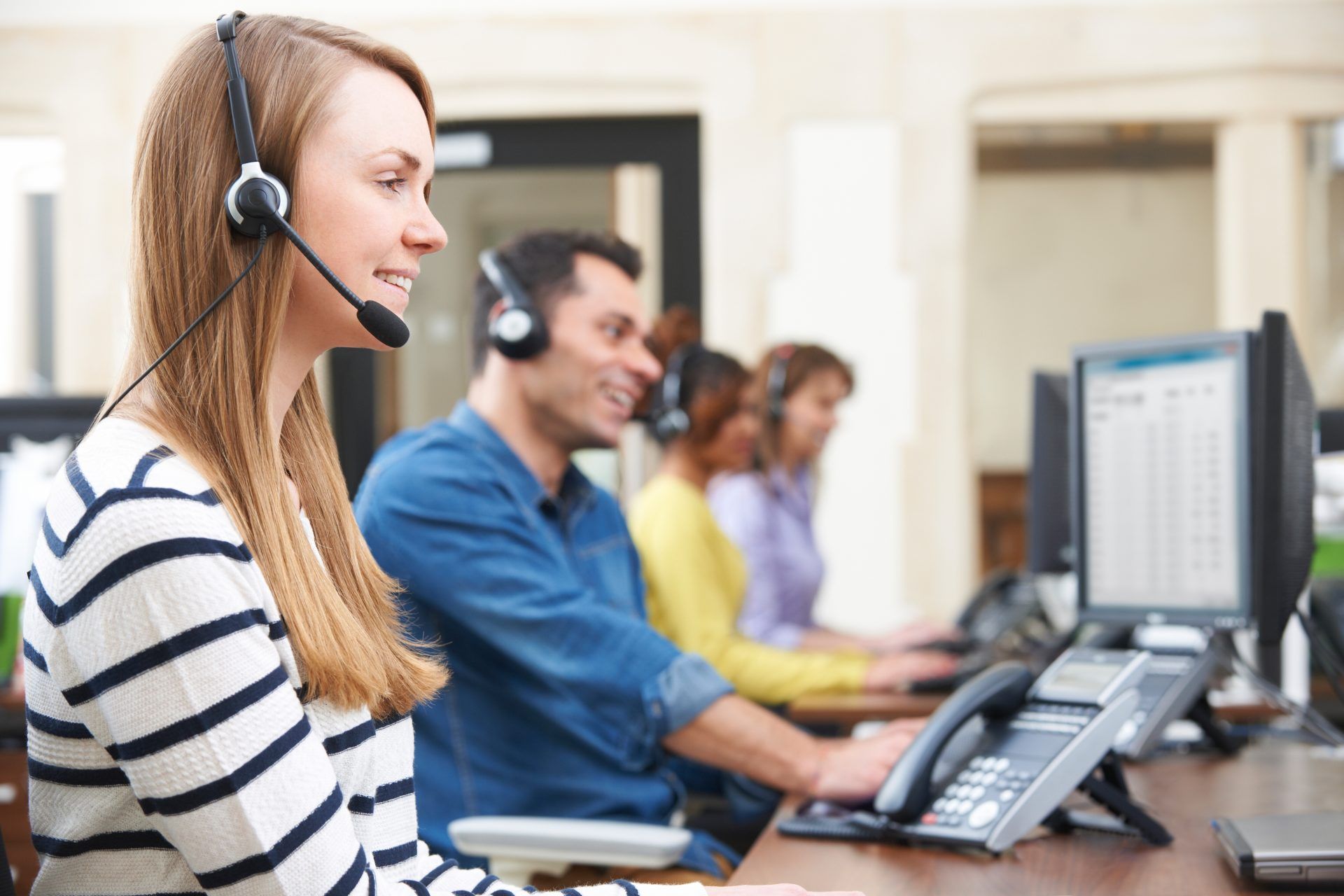 ¿Cómo trabajar en un call center? Blog Emagister