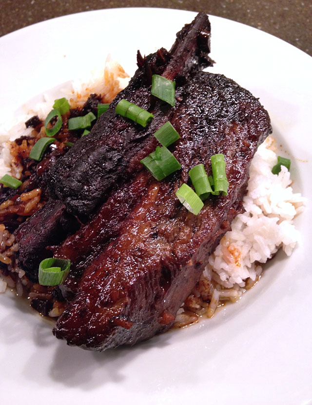 A FingerLicking, Slow Cooked Asian Short Ribs Recipe