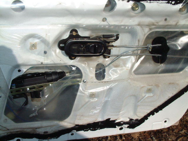 How To Get Keys Out Of Locked Car With Automatic Locks Mang Temon