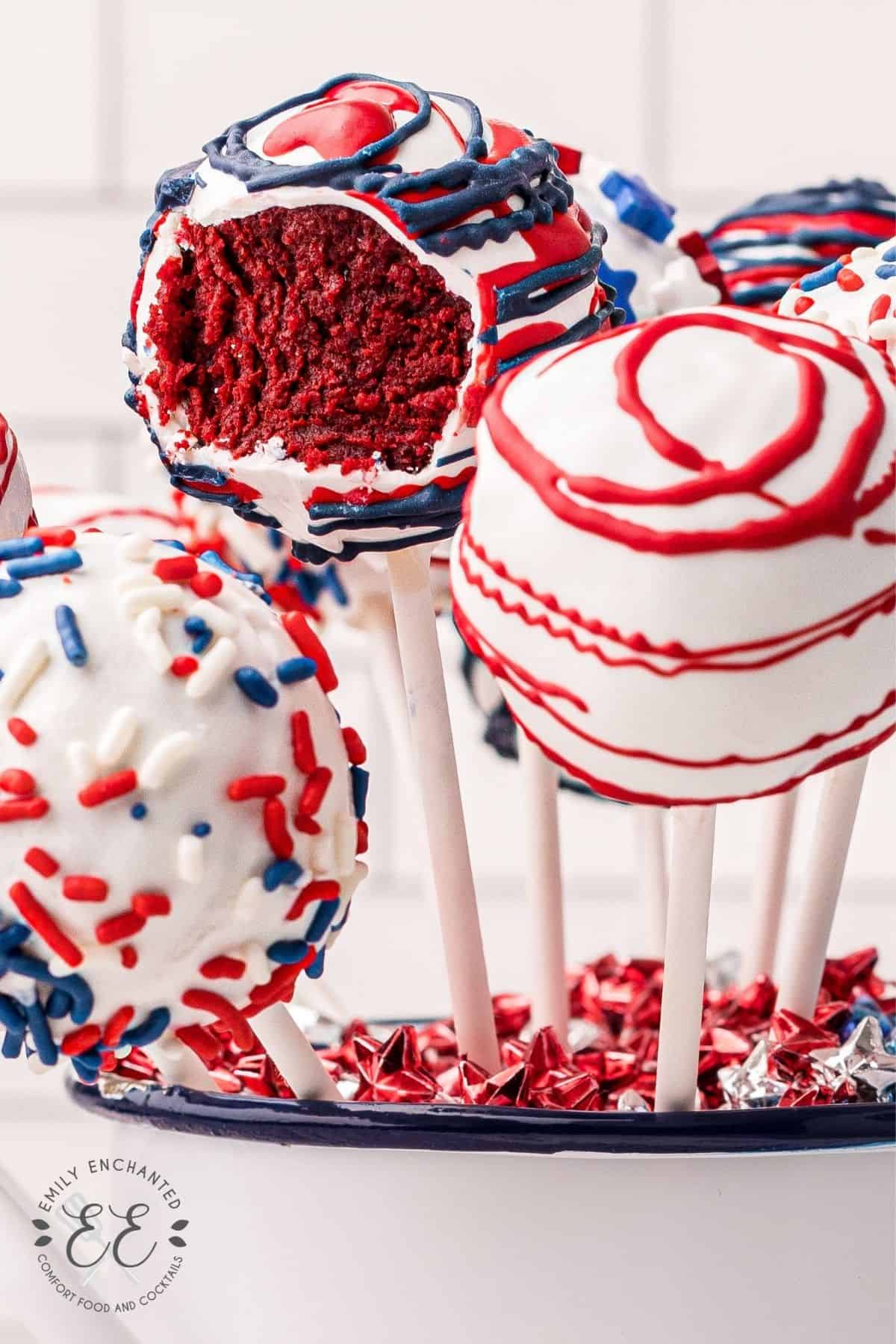 The Best Patriotic 4th of July Cake Pops (Red Velvet Cake Pops)