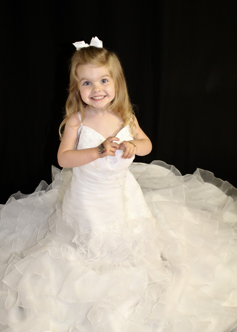 What Should I Do With My Wedding Dress? Six Neat Ideas! Emily Reviews