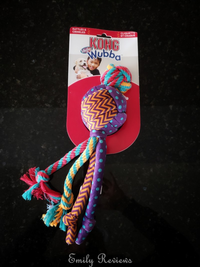 KONG Chew Toys For Dogs Review & Giveaway US 11/16 Emily Reviews
