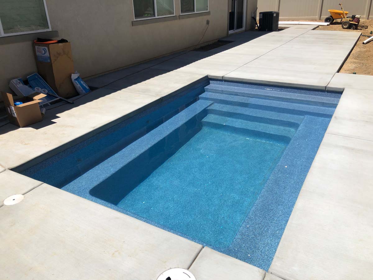 Radiance 16 Small 10' x 16' Fiberglass Plunge Pool