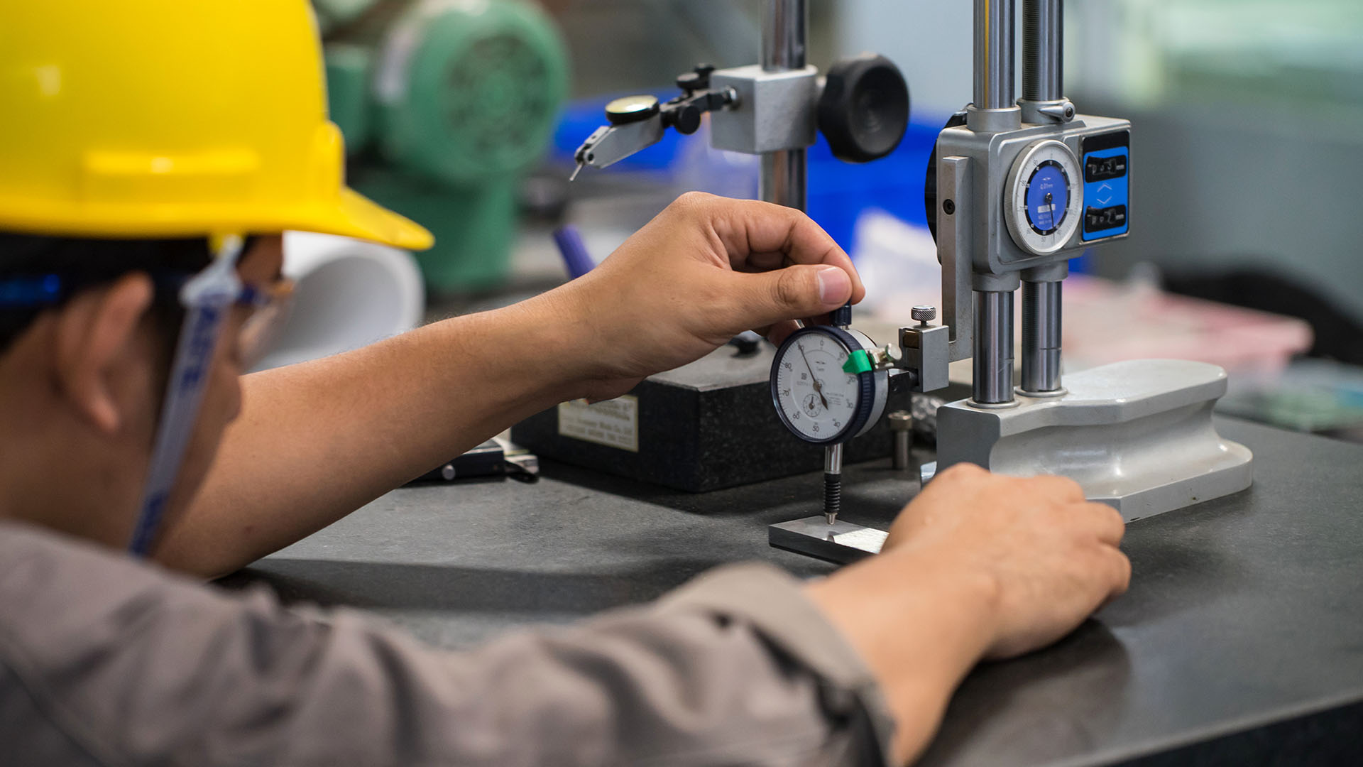 How to Electronically Calibrate a Multimeter EML Calibration