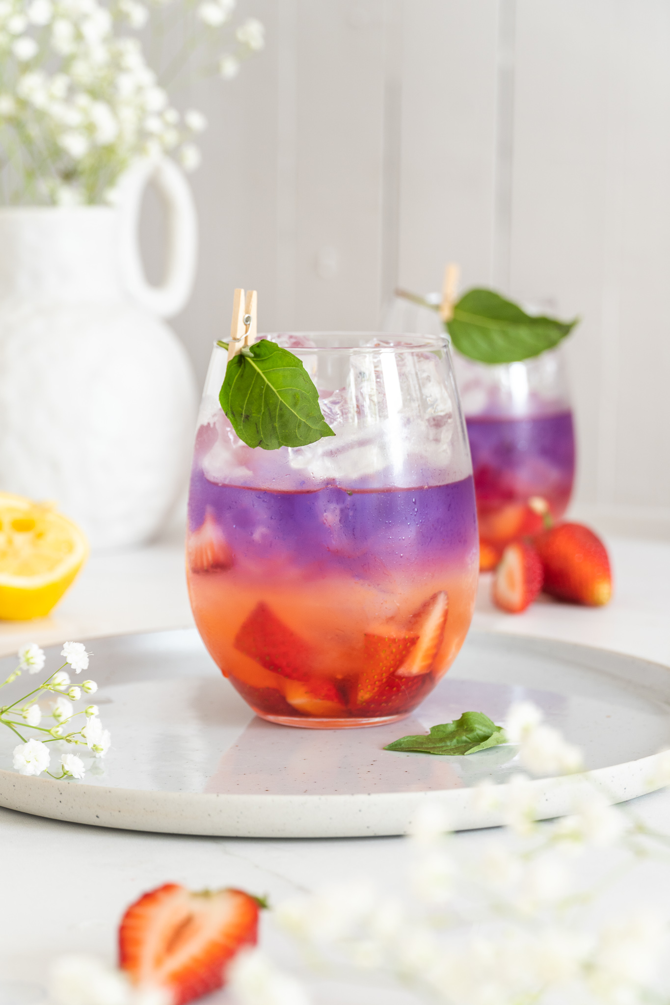 BERRY BASIL SMASH Empress 1908 Gin