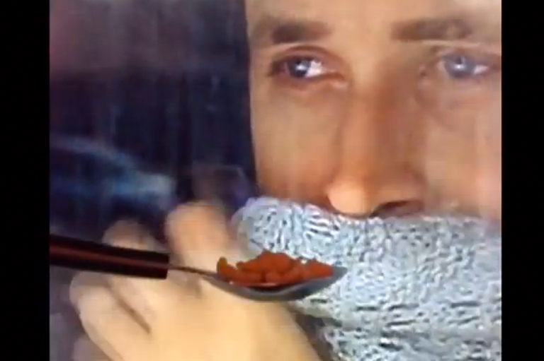 Ryan Gosling eats cereal to pay tribute to meme creator eNCA
