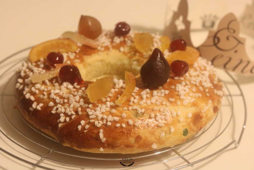 Couronne des rois Brioche aux fruits confits de Couronne des rois Brioche aux fruits confits de