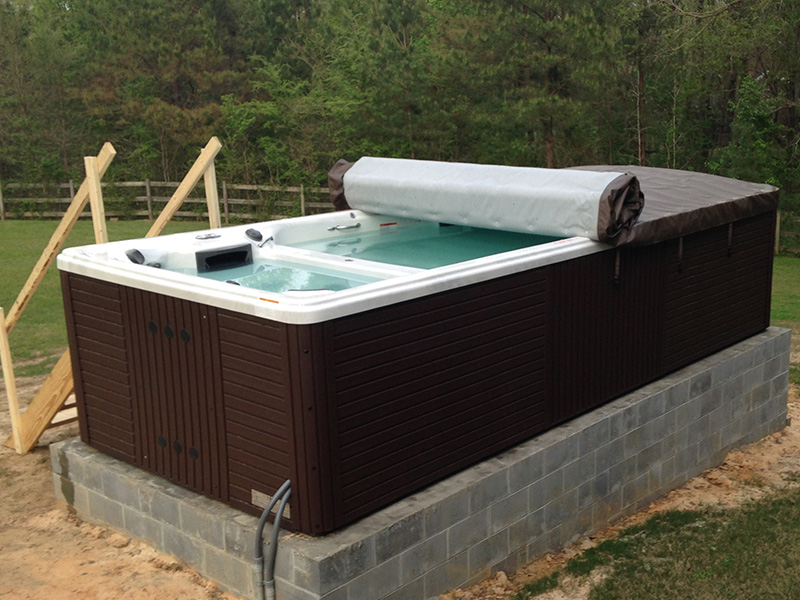 Why You Need To Cover Up Your Swim Spa