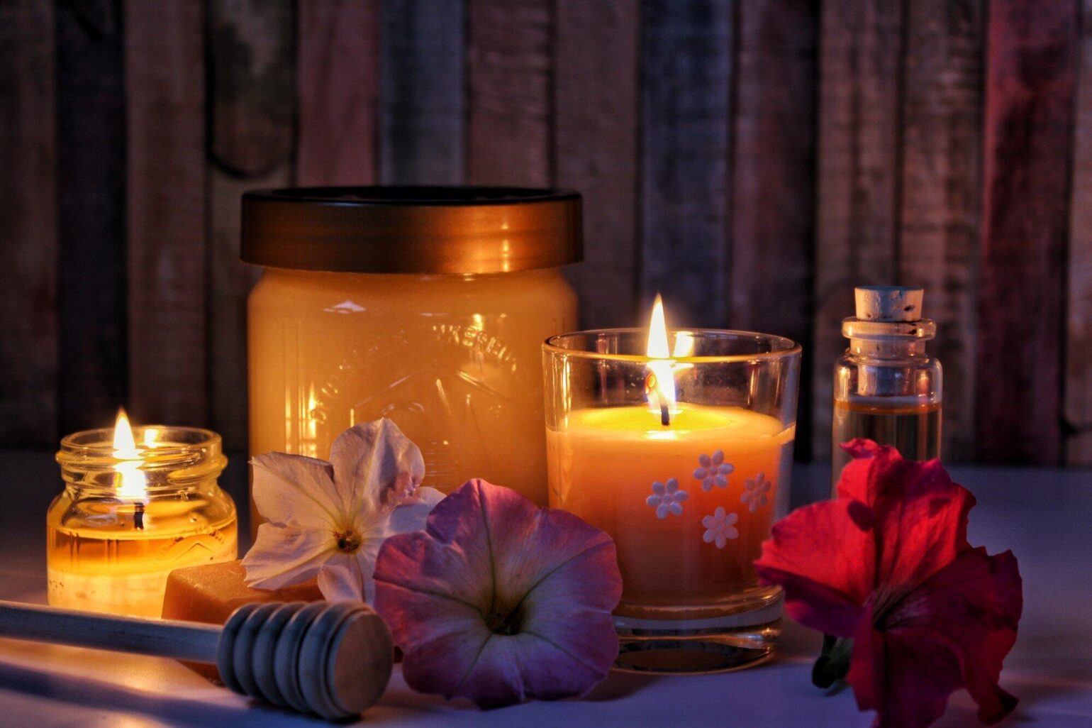Benefits of Using Best Natural Candles for Your Home Enepsters