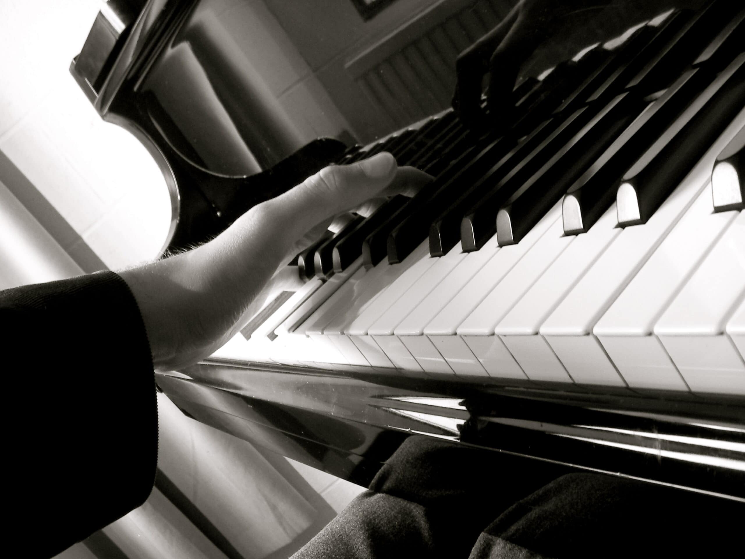 Aprender piano gratis Piano virtual, partituras, clases y mucho más