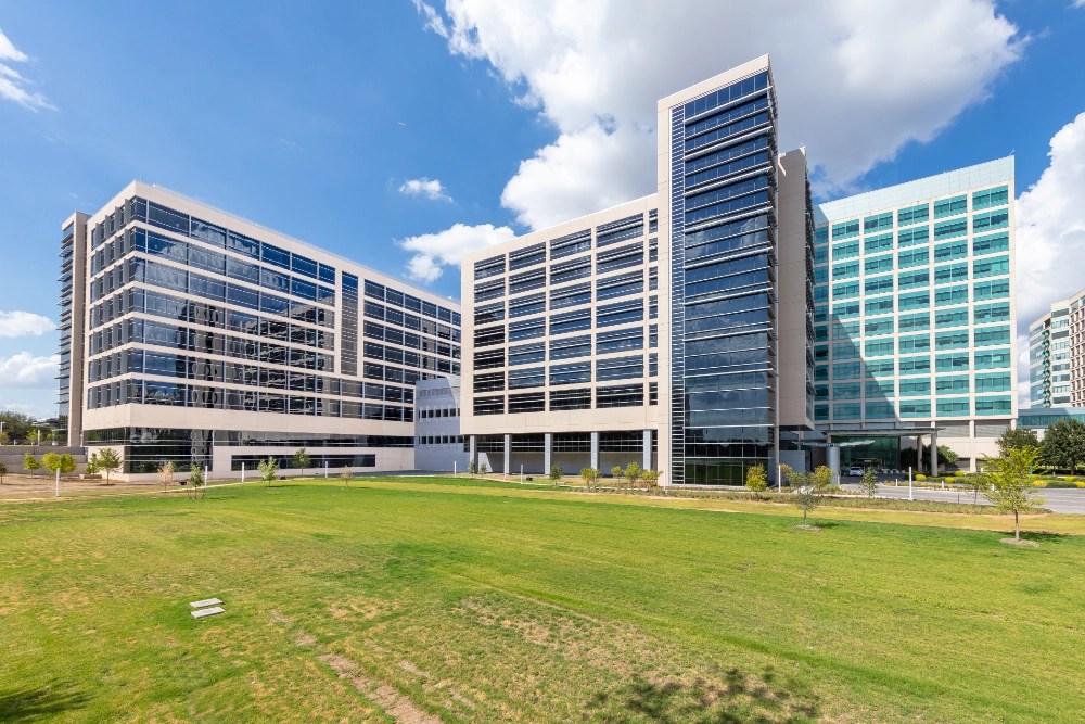 UTSW Brain and Cancer Center Enterprise Precast Concrete, Inc.