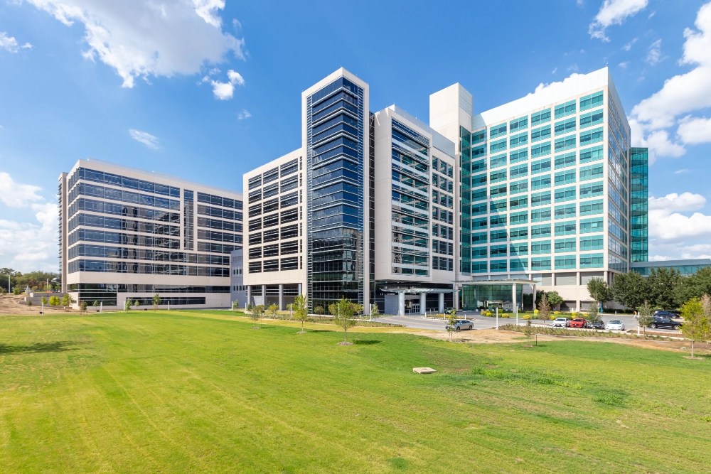 UTSW Brain and Cancer Center Enterprise Precast Concrete, Inc.