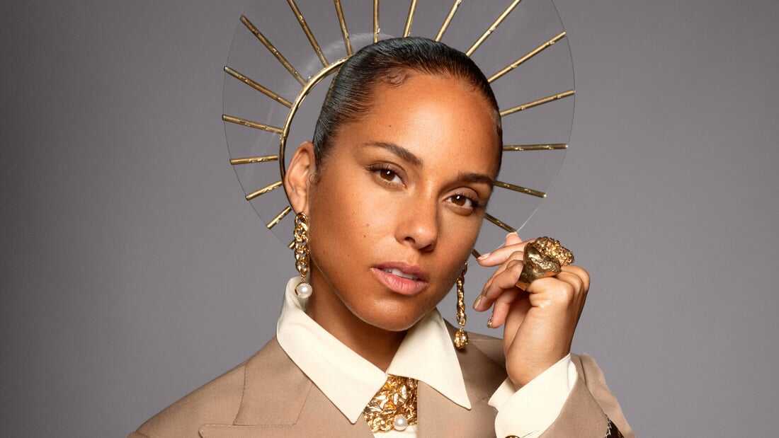 Top 50 Most Popular Black Female Singers