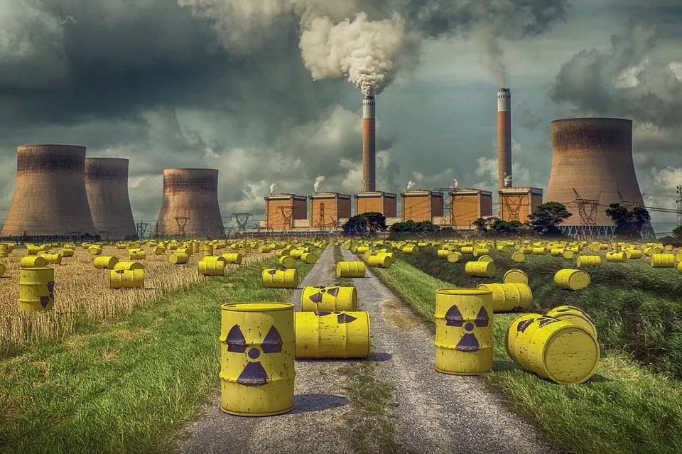 Why is Nuclear Waste so Dangerous? Environment Buddy