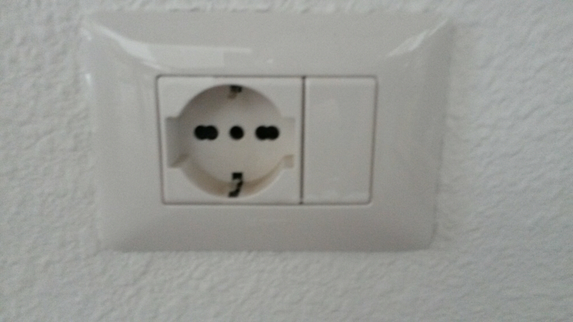 Electrical power in Italy