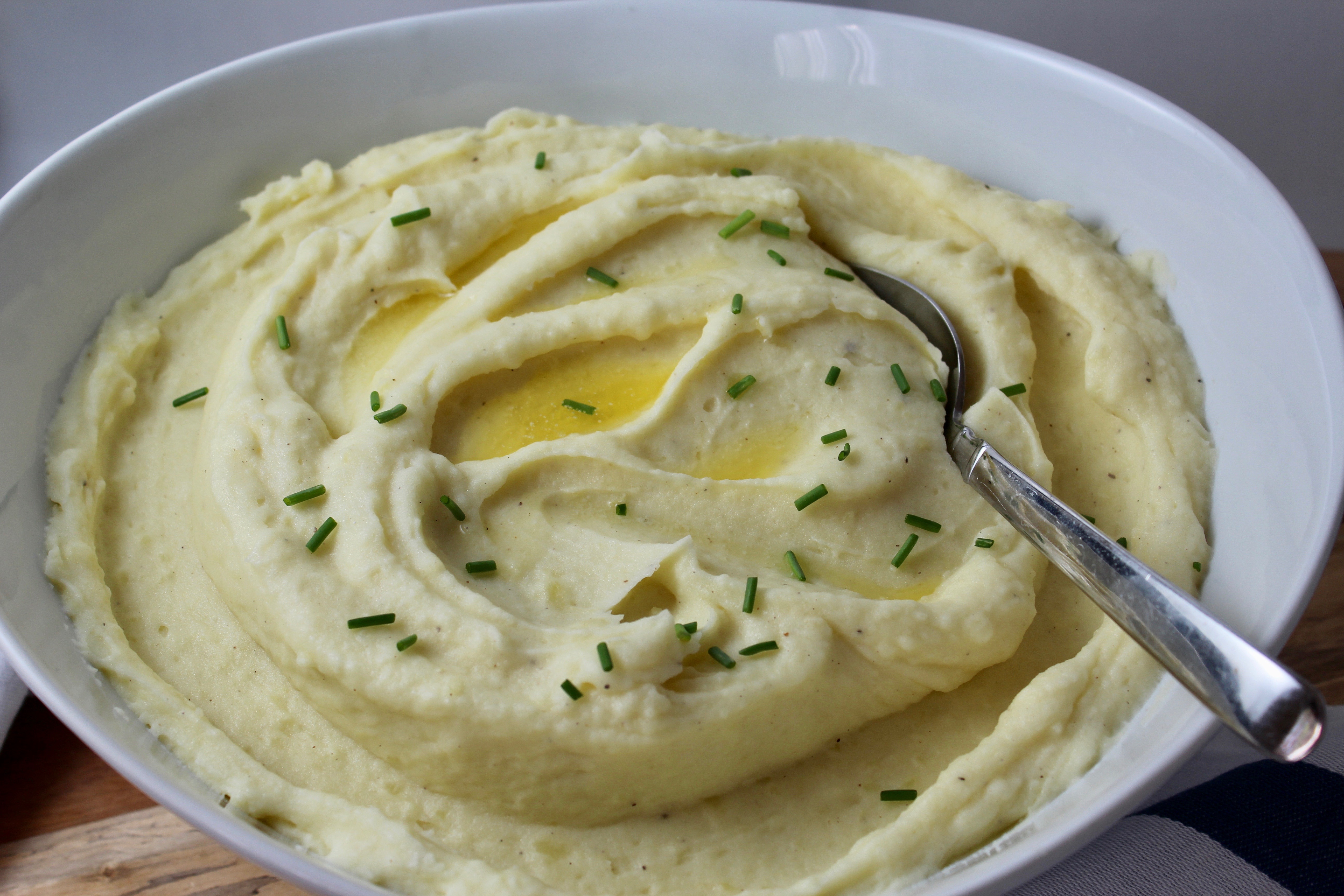 Creamy Mashed Potatoes (Hand Mixer or Stand Mixer) epicuricloud (Tina