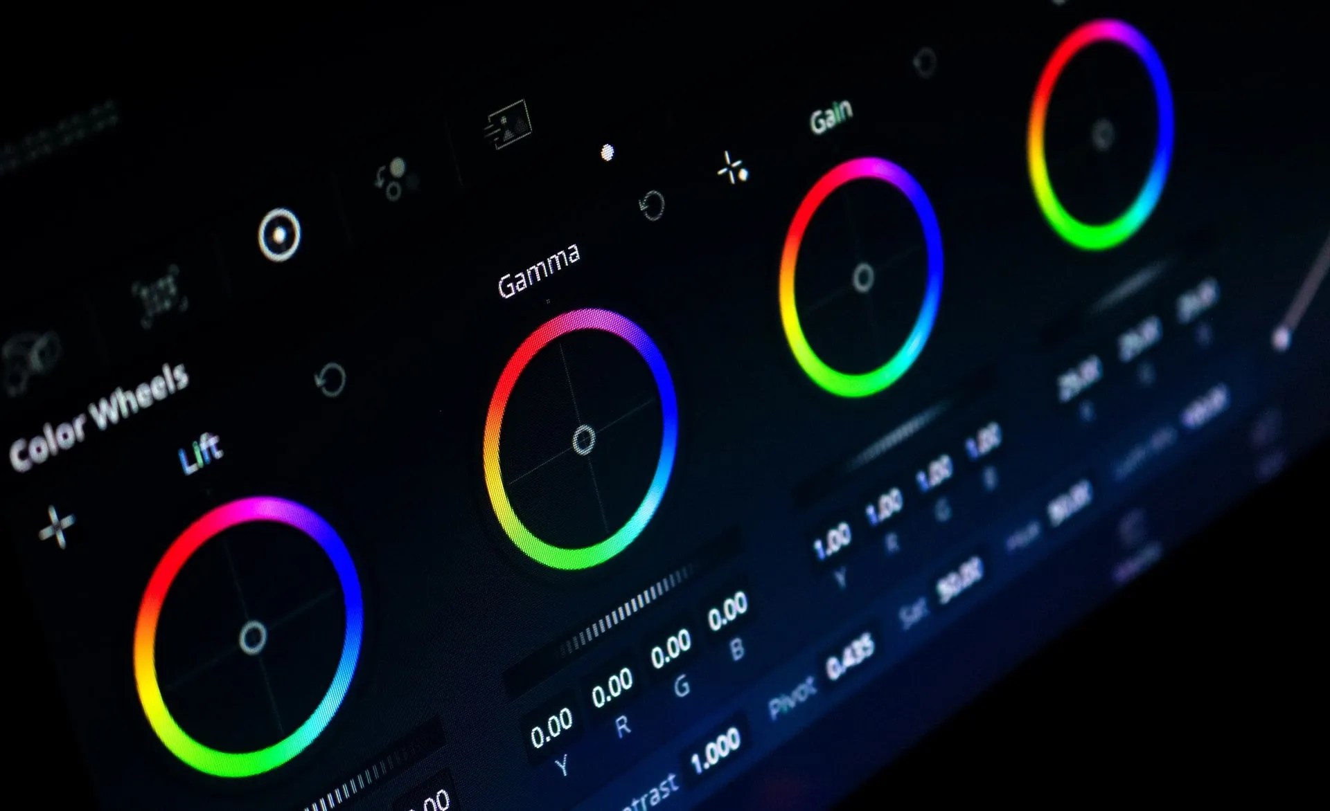 Color Grading Premiere & DaVinci Resolve Epidemic Sound