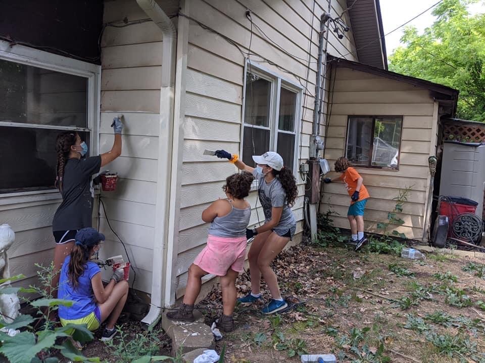 Tennessee youth group finds a pandemicsafe mission repairing homes in