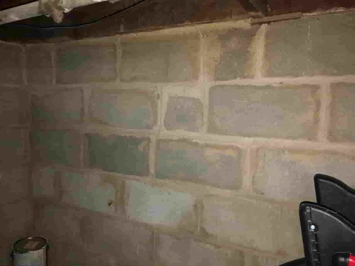 What Is A Crawl Space Moisture Barrier? Epp Foundation Repair