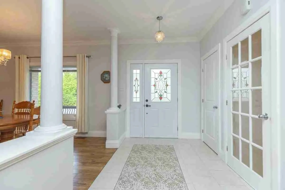 Photo Gallery for 279 Purdy Road