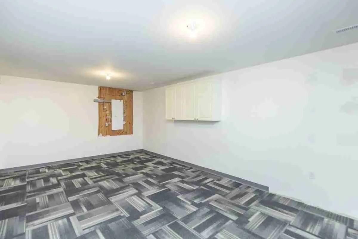 Photo Gallery for 279 Purdy Road