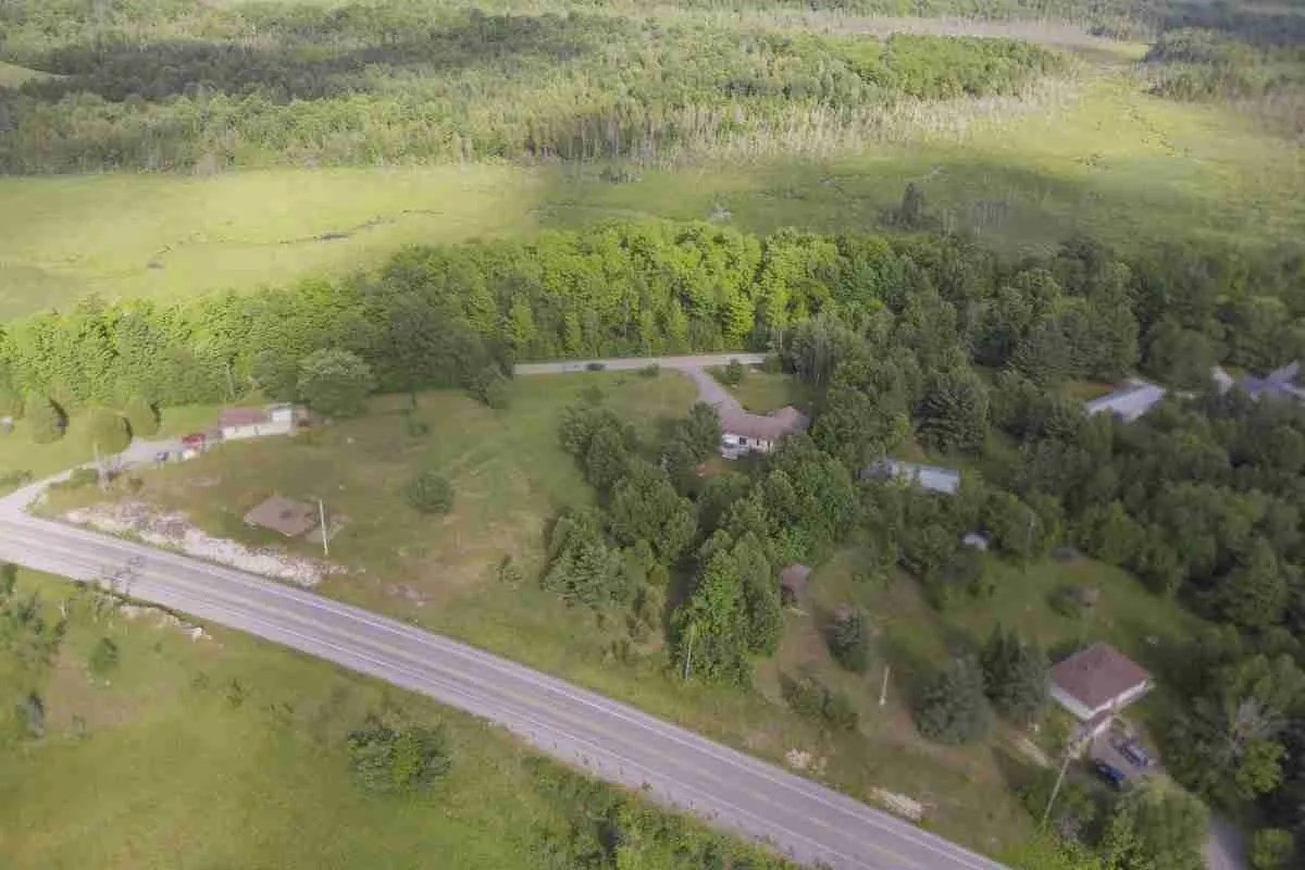 Photo Gallery for 279 Purdy Road