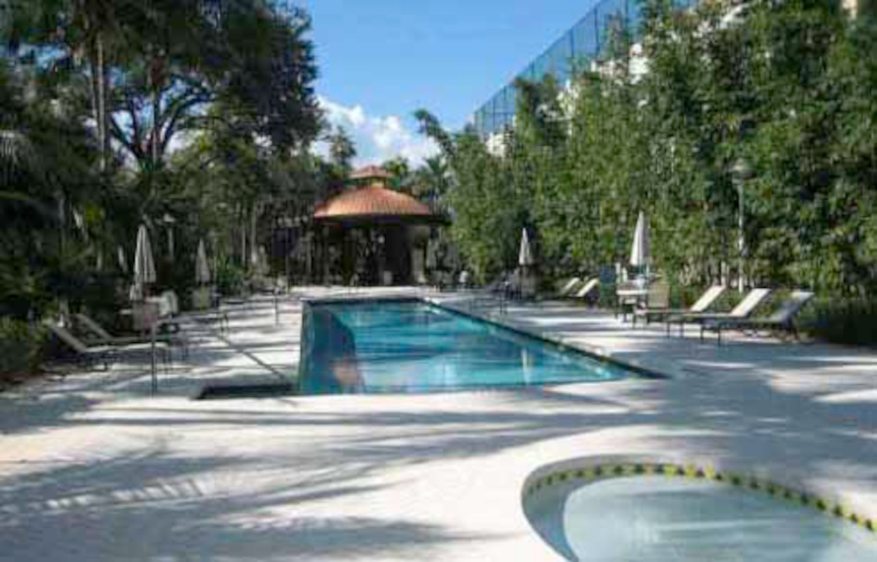 Grove Hill Tower Coconut Grove, FL Eric Stackman