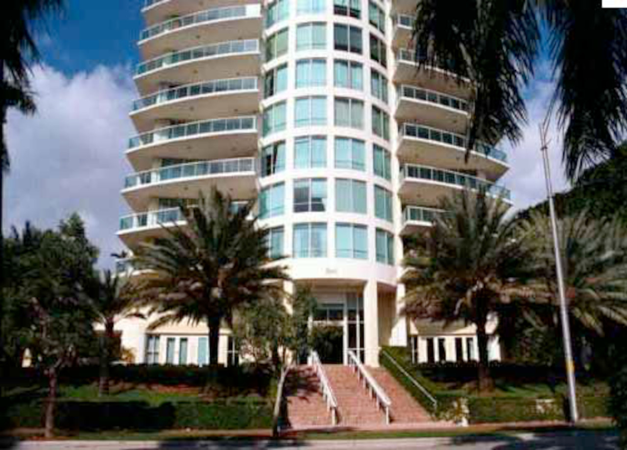 Grove Hill Tower Coconut Grove, FL Eric Stackman